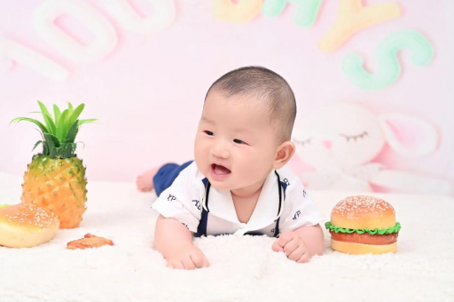 琼海宝宝几个月开始说话 琼海宝宝几个月开始说话